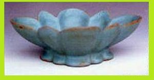 宋代汝窯天青高足盤 宋代汝窯天青高足盤