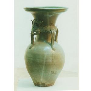 唐越窯青瓷蟠龍罌 唐越窯青瓷蟠龍罌