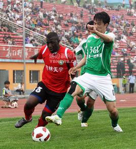 庫里巴利[象牙海岸足球運動員卡法姆巴·庫里巴利]