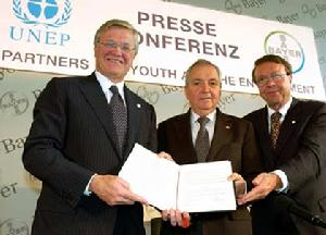 （圖）拜耳與聯合國環境規劃署就青年環保項目建立全球夥伴關係