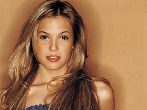 曼迪&middot;摩爾