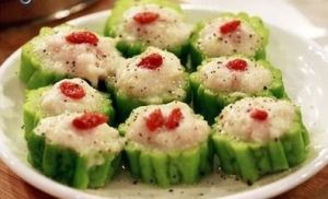 雞茸釀苦瓜 雞茸釀苦瓜