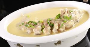 白汁回魚 白汁回魚