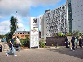 英國格拉斯哥克里多尼亞大學 英國格拉斯哥克里多尼亞大學