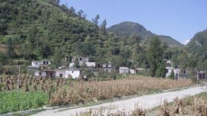 岩腳自然村 岩腳自然村