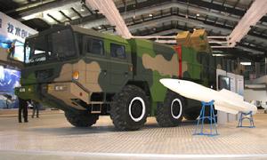 神鷹400制導火箭炮