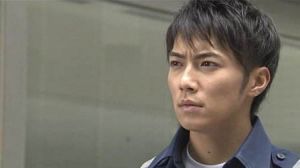 當按下開關時 當按下開關時