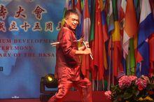 李炎才為世界和平祈禱大會獻演雙截棍