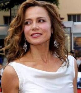 莉娜·奧琳 莉娜·奧琳