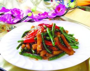 茄子炒豆角 茄子炒豆角