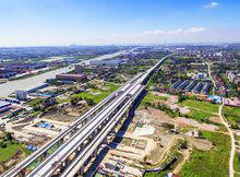 建設中的南通西站