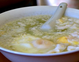 酒釀沖蛋 酒釀沖蛋