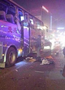 1&middot;5陝西蒲城大巴爆炸事故