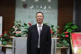 潘建春[溫州醫學院藥學院副院長]