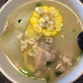 玉米薏米排骨湯 玉米薏米排骨湯