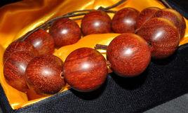 紫檀佛珠 紫檀佛珠