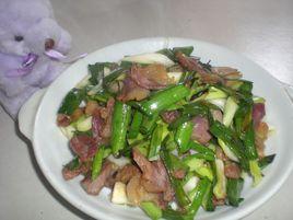 大蒜炒臘肉