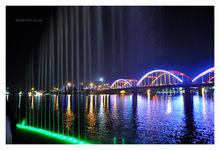 聖源湖夜景噴泉