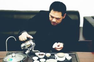 吉祥[中華1易經（連山歸藏周易）學院派學者]