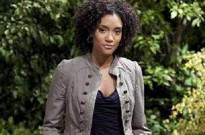 安妮·伊隆澤 安妮·伊隆澤