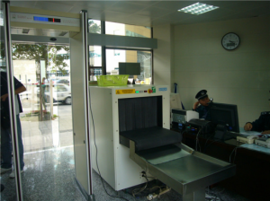 深圳中級法院安裝SMA-800金屬探測門