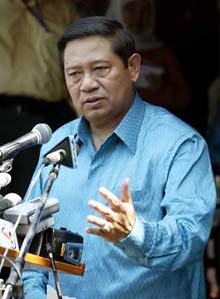 2004年10月4日 2004年10月4日