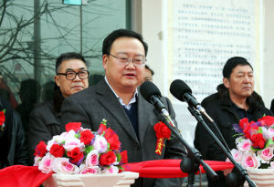 劉長江[張川江縣委書記]