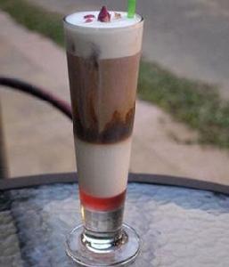 玫瑰分層拿鐵 玫瑰分層拿鐵