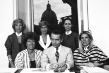 Karl Lagerfeld與FENDI五姐妹在羅馬的合影