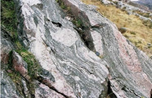 變質岩型鈾礦床 變質岩型鈾礦床