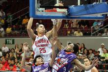 賈佩思&middot;阿吉拉