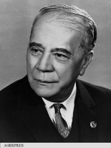 霍里亞&middot;胡盧貝伊院士