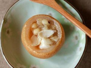 川貝百合雪梨盅 川貝百合雪梨盅