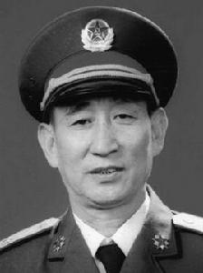 張立清[原福建省軍區副政委、少將]