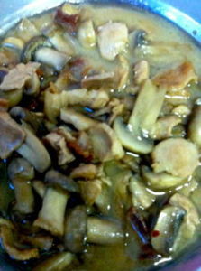 鮮磨菇炒豆瓣 鮮磨菇炒豆瓣