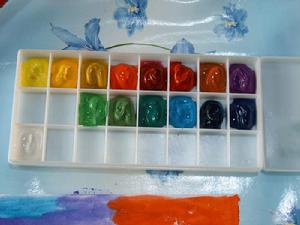 不同的色彩顏料