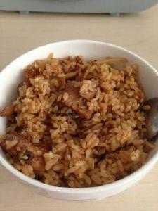 家庭排骨煲仔飯 家庭排骨煲仔飯