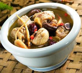 香菇枸杞酸棗仁燉老雞湯 香菇枸杞酸棗仁燉老雞湯