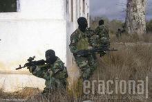 裝備了AK101的葡萄牙特種部隊