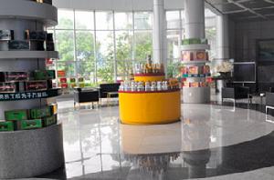 美氏臣寬敞的展廳展台