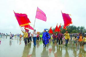 京族使用京語，現暫歸漢藏語系，語族未定