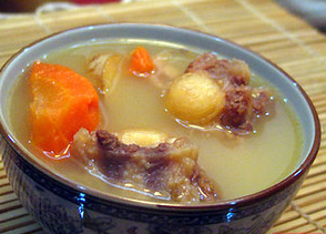 口蘑胡蘿蔔牛尾湯 口蘑胡蘿蔔牛尾湯