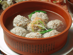 風雞獅子頭 風雞獅子頭