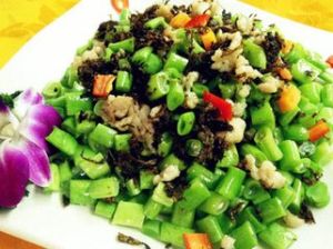 欖菜肉菘炒四季豆 欖菜肉菘炒四季豆