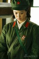 委屈的劉蓮花像做錯事兒的孩子