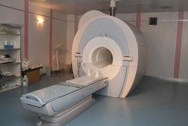 磁共振成像(MRI) 磁共振成像(MRI)