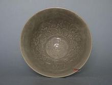 北宋耀州窯青釉印花撇口碗 北宋耀州窯青釉印花撇口碗