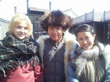 《虎頭要塞之細菌》（左一）