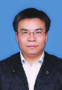 黃明[吉林高新技術人才市場指導委員會辦公室主任]