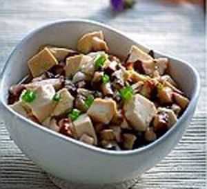 蘑菇銀耳燜豆腐 蘑菇銀耳燜豆腐